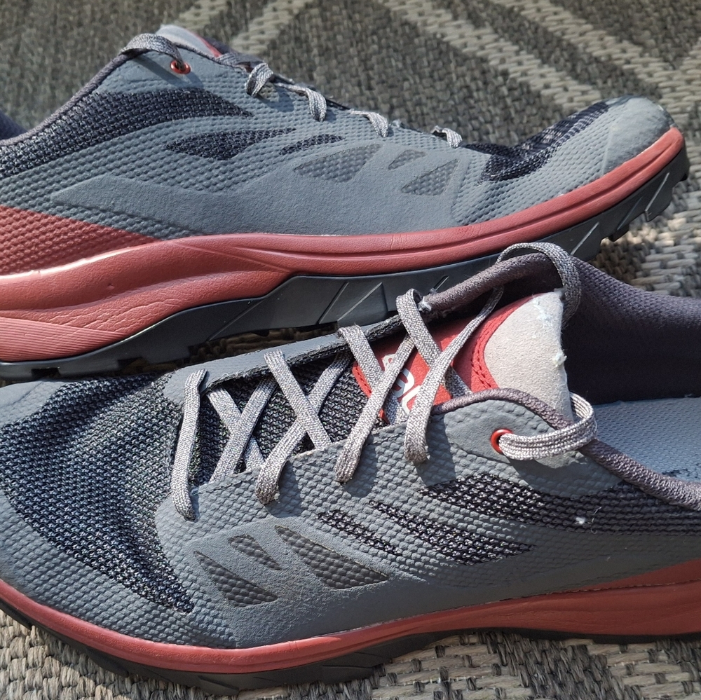 Salomon Outline Trail Runner Shoes Size 12